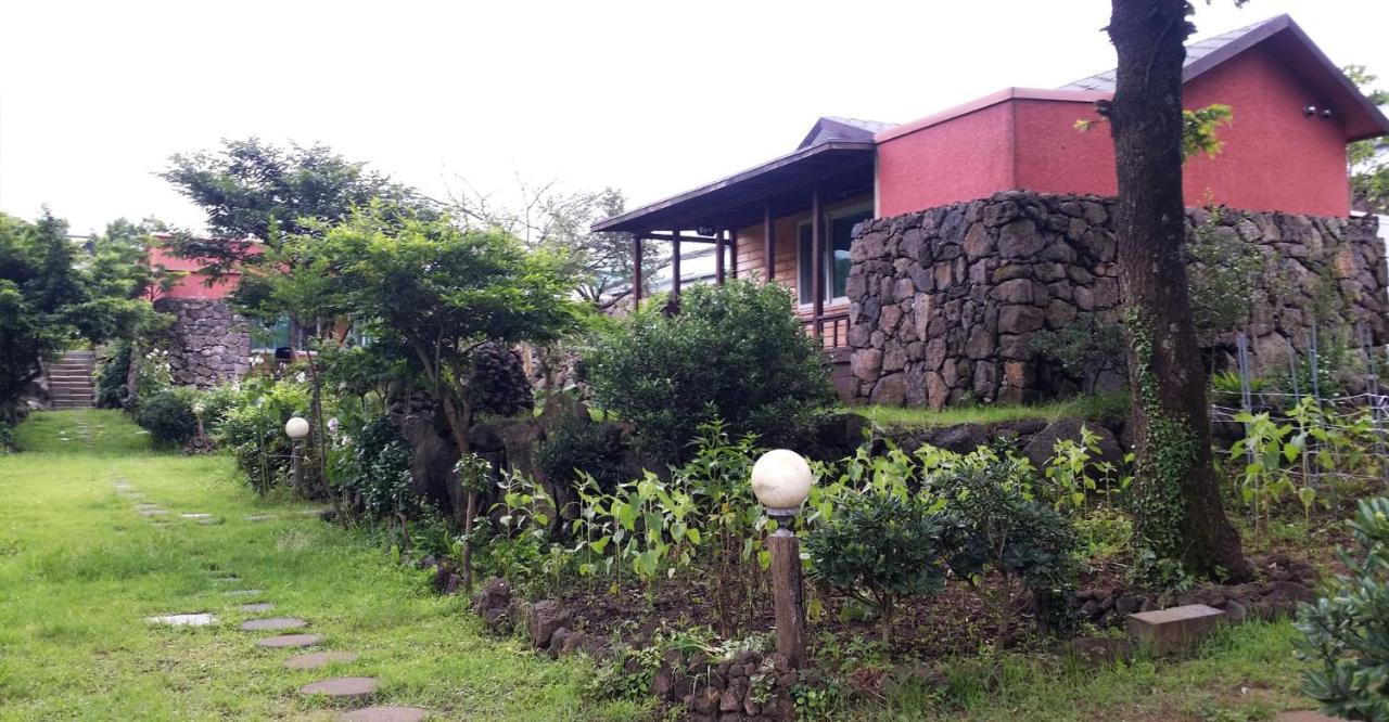 Gotjawal Geomunoreum Pension Jeju Ngoại thất bức ảnh