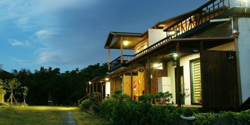 Gotjawal Geomunoreum Pension Jeju Ngoại thất bức ảnh