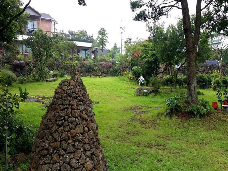 Gotjawal Geomunoreum Pension Jeju Ngoại thất bức ảnh